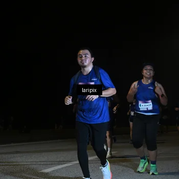 Runner Photo 7572371