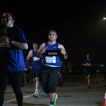 Runner Photo 7572405