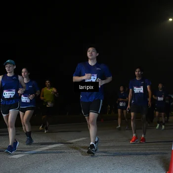 Runner Photo 7572441