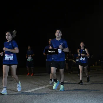 Runner Photo 7572529