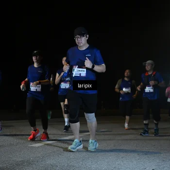 Runner Photo 7572863