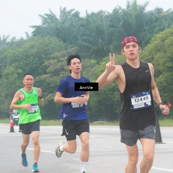 Runner Photo 7572953