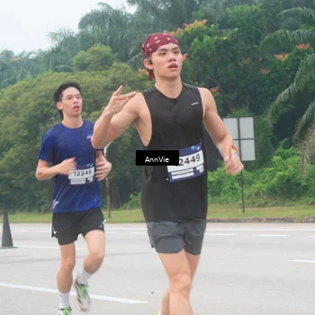 Runner Photo 7572964