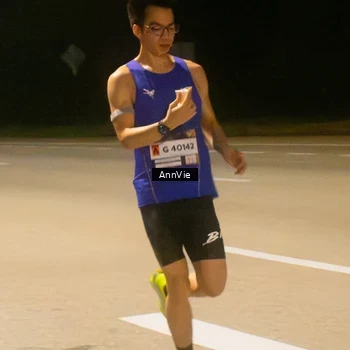 Runner Photo 7573035