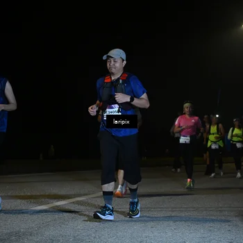 Runner Photo 7573057