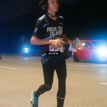 Runner Photo 7573240