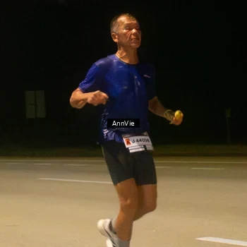 Runner Photo 7573242