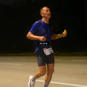 Runner Photo 7573245