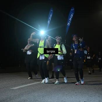 Runner Photo 7573246