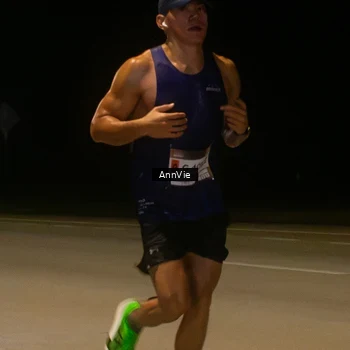 Runner Photo 7573289