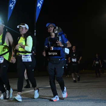 Runner Photo 7573376