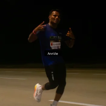 Runner Photo 7573395