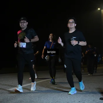 Runner Photo 7573446