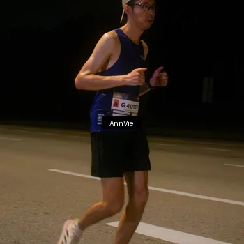 Runner Photo 7573459