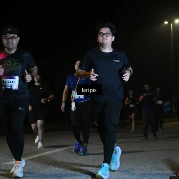 Runner Photo 7573475