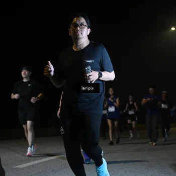 Runner Photo 7573516