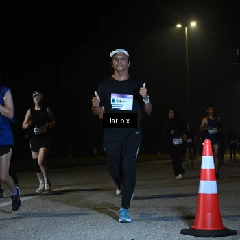 Runner Photo 7573590
