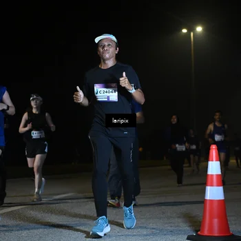 Runner Photo 7573638