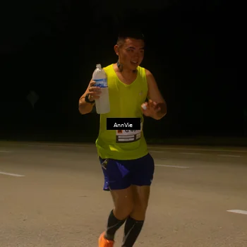 Runner Photo 7573658