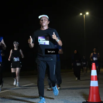 Runner Photo 7573665