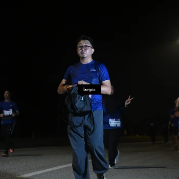 Runner Photo 7573670