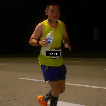 Runner Photo 7573675