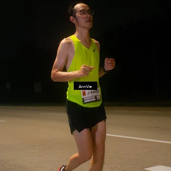 Runner Photo 7573692