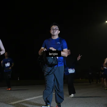 Runner Photo 7573716