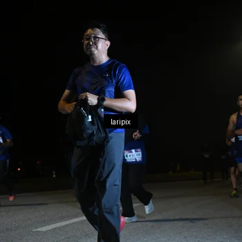 Runner Photo 7573735