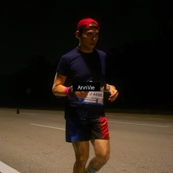 Runner Photo 7573773