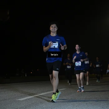 Runner Photo 7573826
