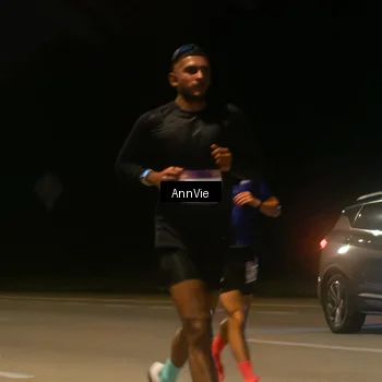 Runner Photo 7574359