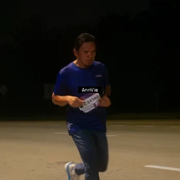 Runner Photo 7574472