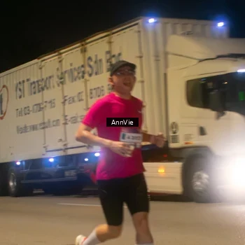 Runner Photo 7574533