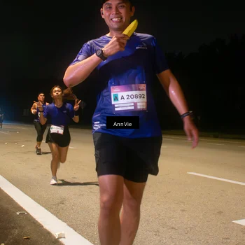 Runner Photo 7574554