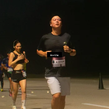 Runner Photo 7574600