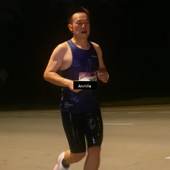 Runner Photo 7574649
