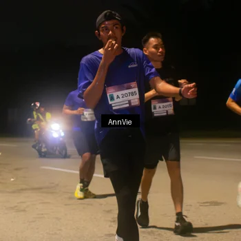 Runner Photo 7574754