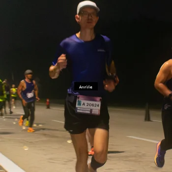 Runner Photo 7574770