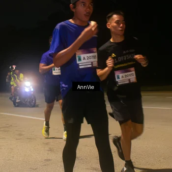 Runner Photo 7574783