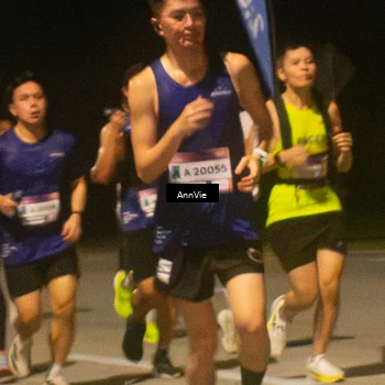Runner Photo 7574798