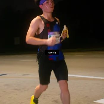 Runner Photo 7574817
