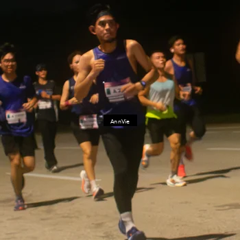 Runner Photo 7574854