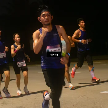 Runner Photo 7574877