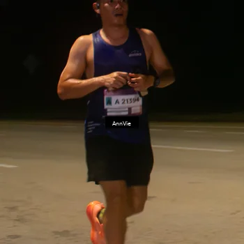 Runner Photo 7574891