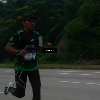 Runner Photo 7575195