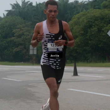 Runner Photo 7575353