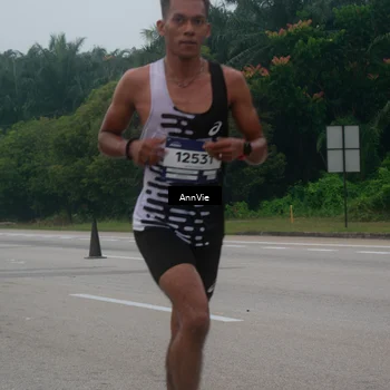 Runner Photo 7575367