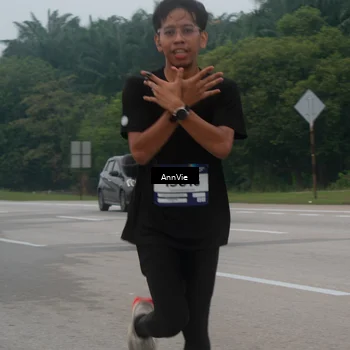 Runner Photo 7575392