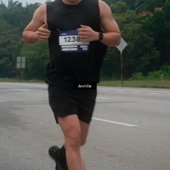 Runner Photo 7575445